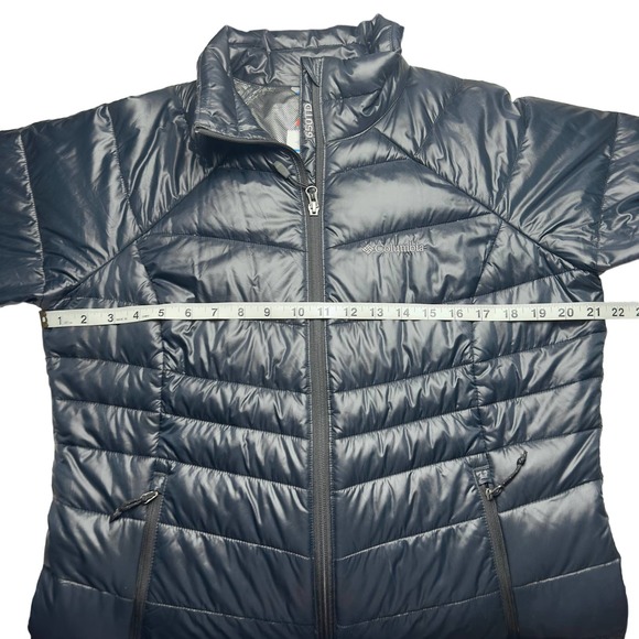 Columbia | Women | 650TD Omni Heat Navy Blue Radial Down Puffer Jacket | Large - Picture 4 of 15